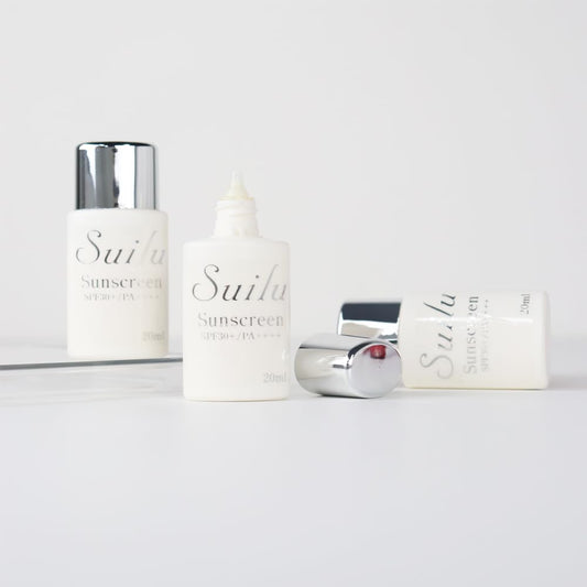 Daily Spf 30 Sunscreen,Weightless, Scentless, and Oil Free - for All Skin Types and Skin Tones.(Pack of 3)